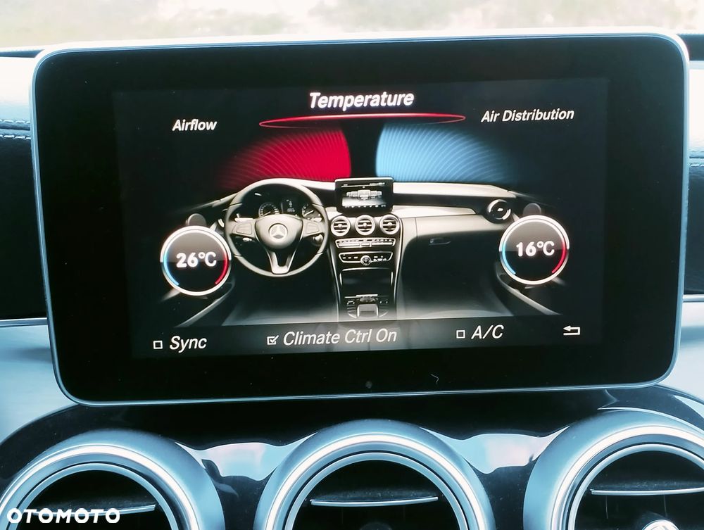 Mercedes-Benz Klasa C 300 7G-TRONIC AMG Line - 21