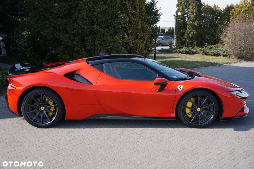 Ferrari SF90 Stradale - 4