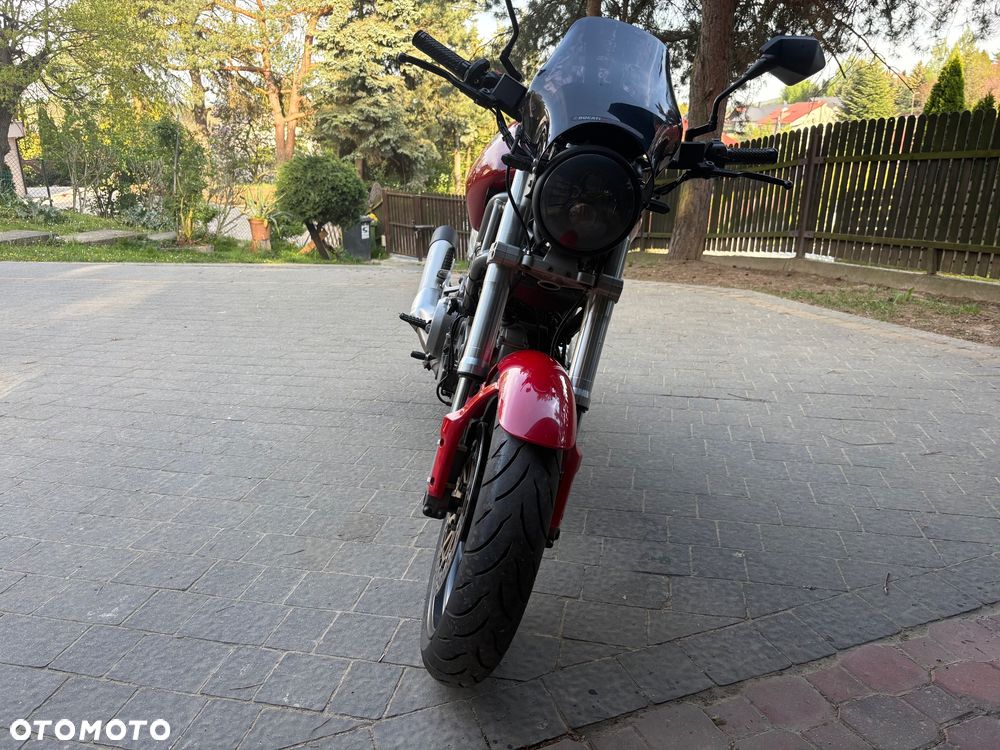 Ducati Monster - 10