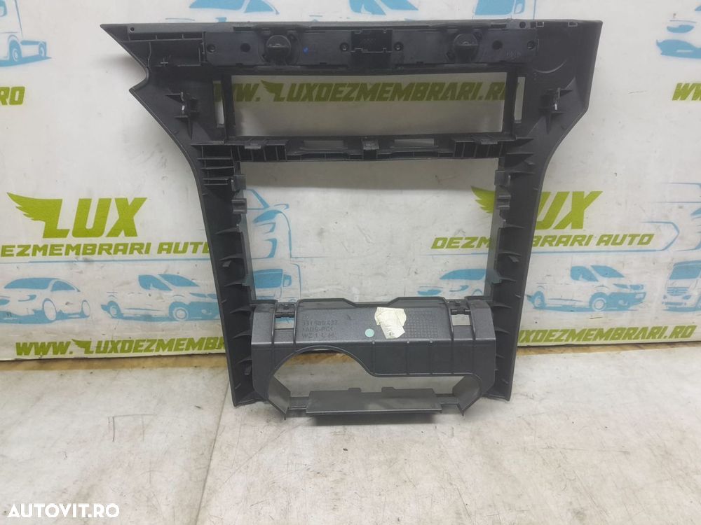 Rama consola centrala 331985437 Opel Astra H [2004 - 2007] 1.7 cdti Z - 2