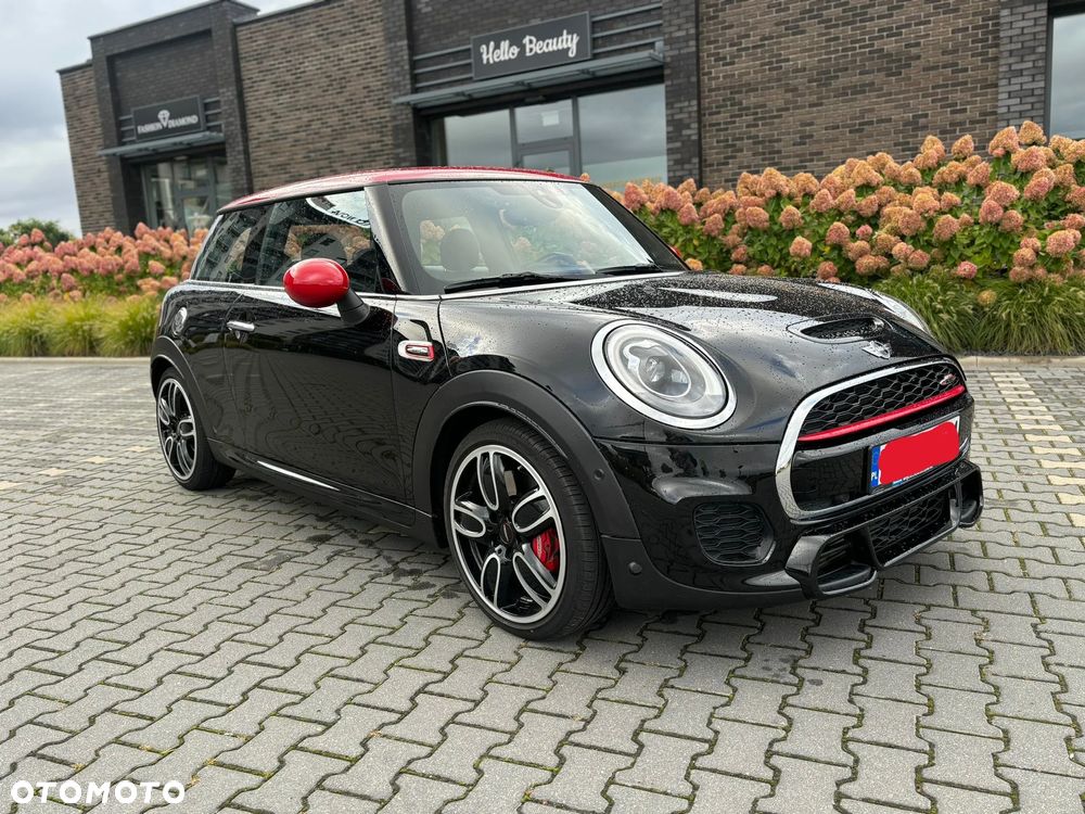 MINI John Cooper Works - 1