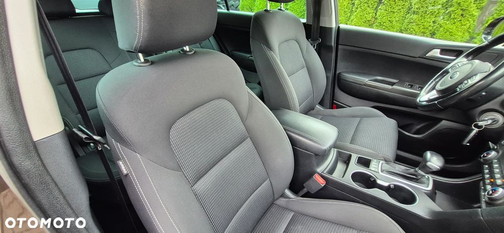 Kia Sportage - 16