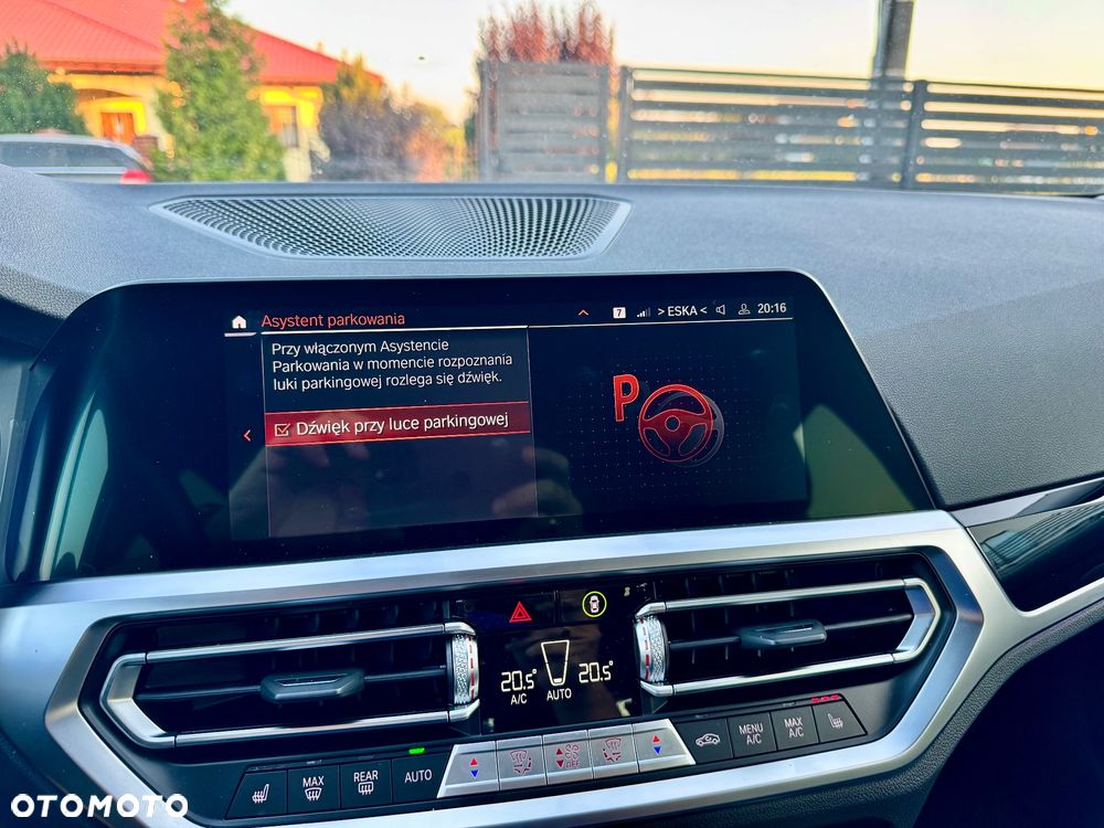BMW Seria 3 318i Advantage sport - 36