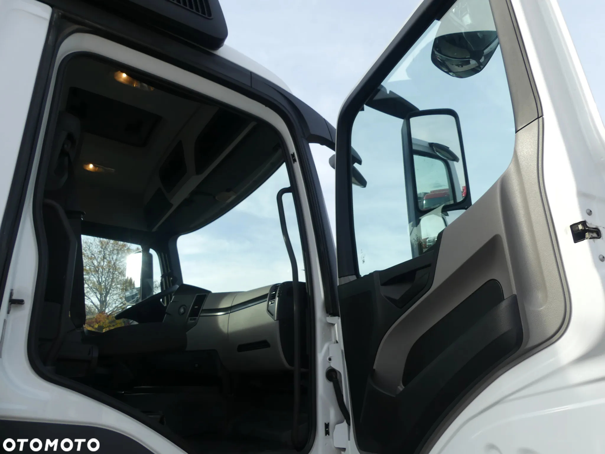 Mercedes-Benz ANTOS 2540 / 6x2 / HAKOWIEC 20t / EURO 6 / IDEALNY STAN / - 30