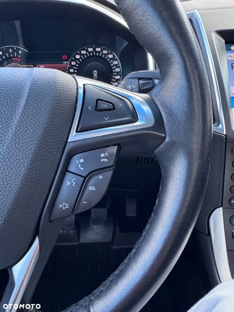 Ford Edge - 27
