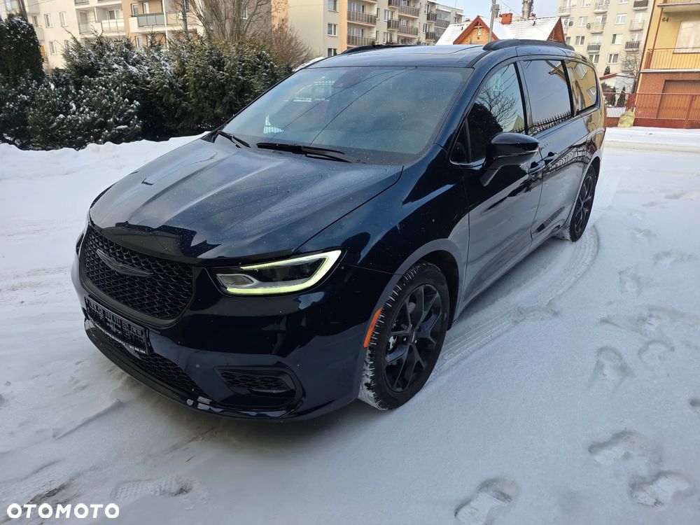 Chrysler Pacifica - 3