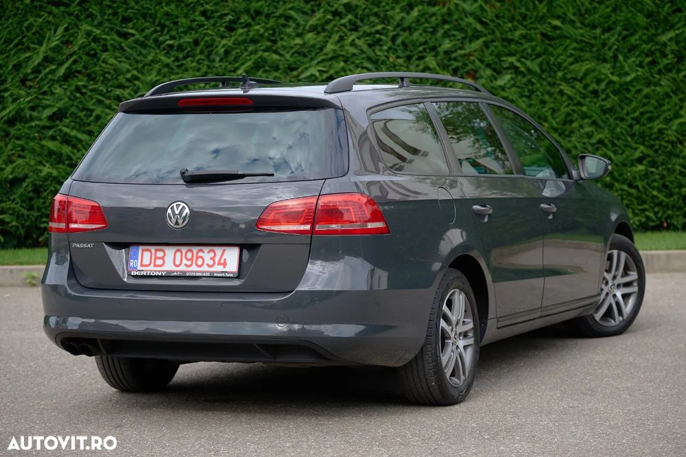 Volkswagen Passat 2.0 TDI BlueMotion Technology DSG Comfortline - 2