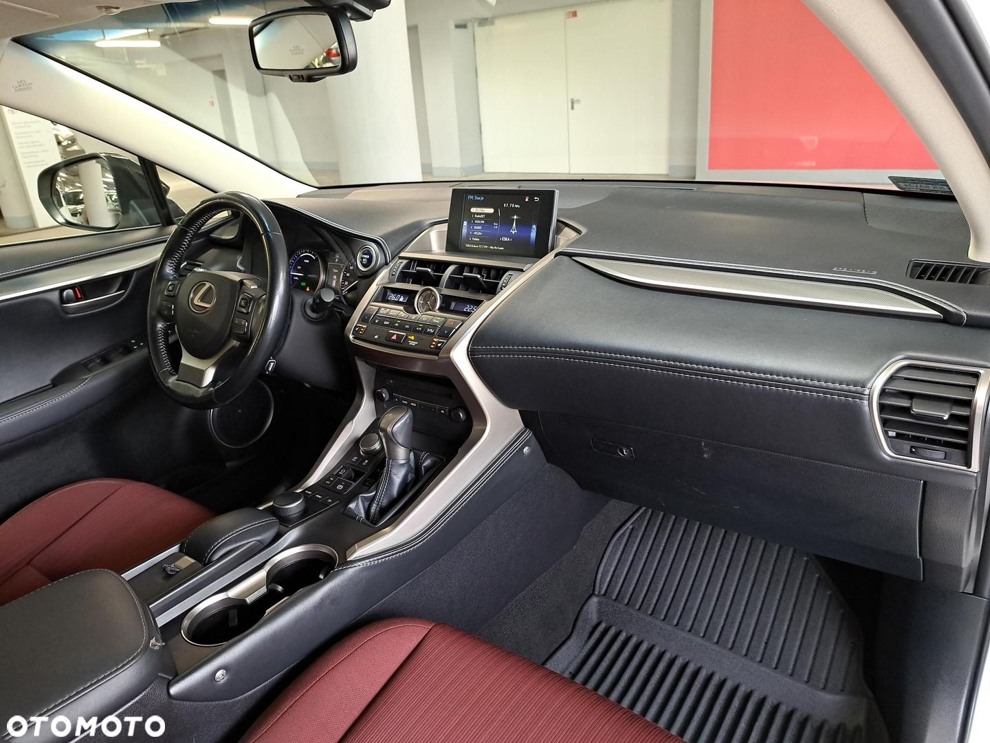 Lexus NX - 16