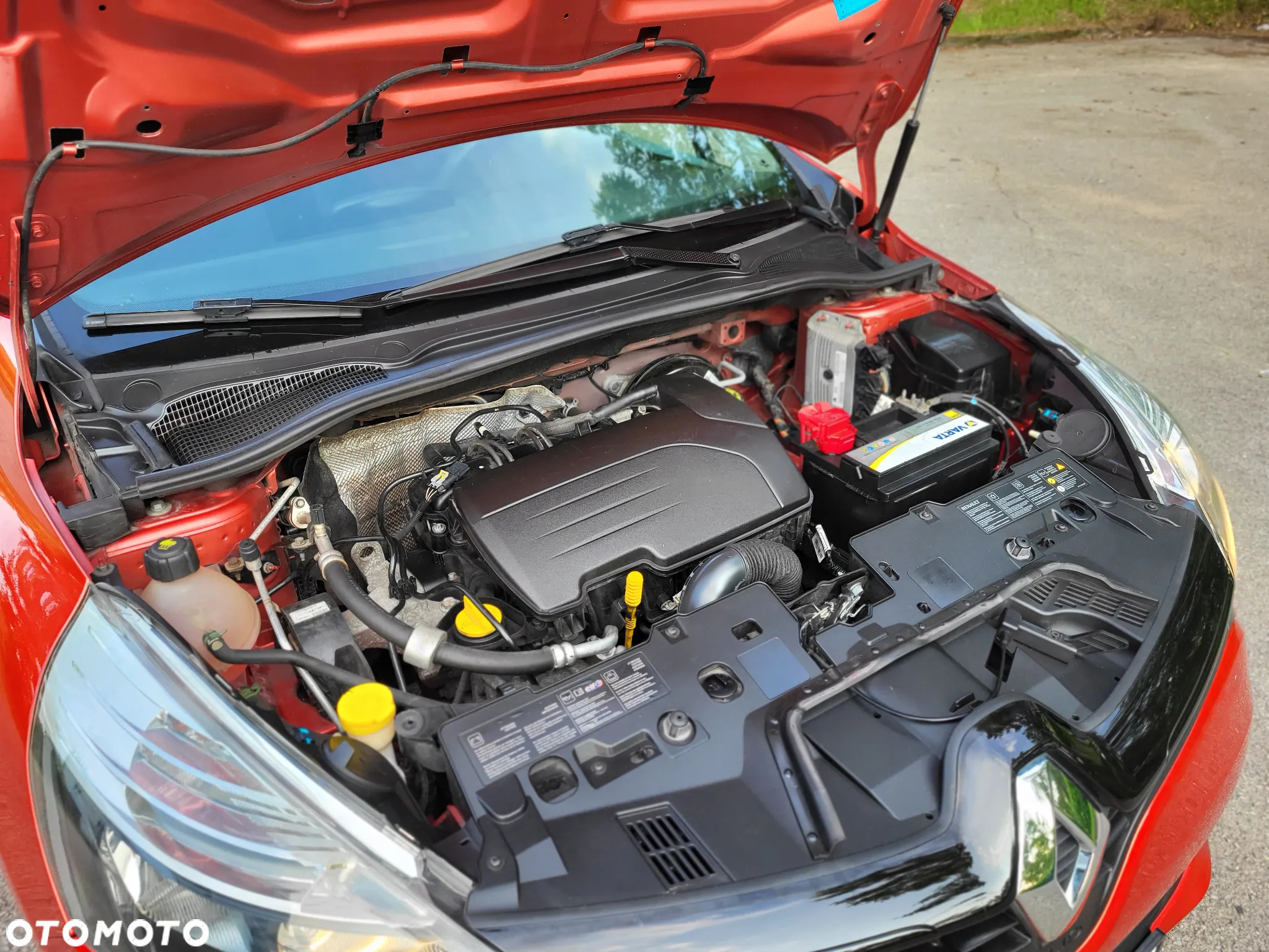 Renault Clio 1.2 16V 75 Experience - 14