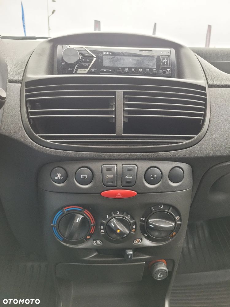 Fiat Punto - 11