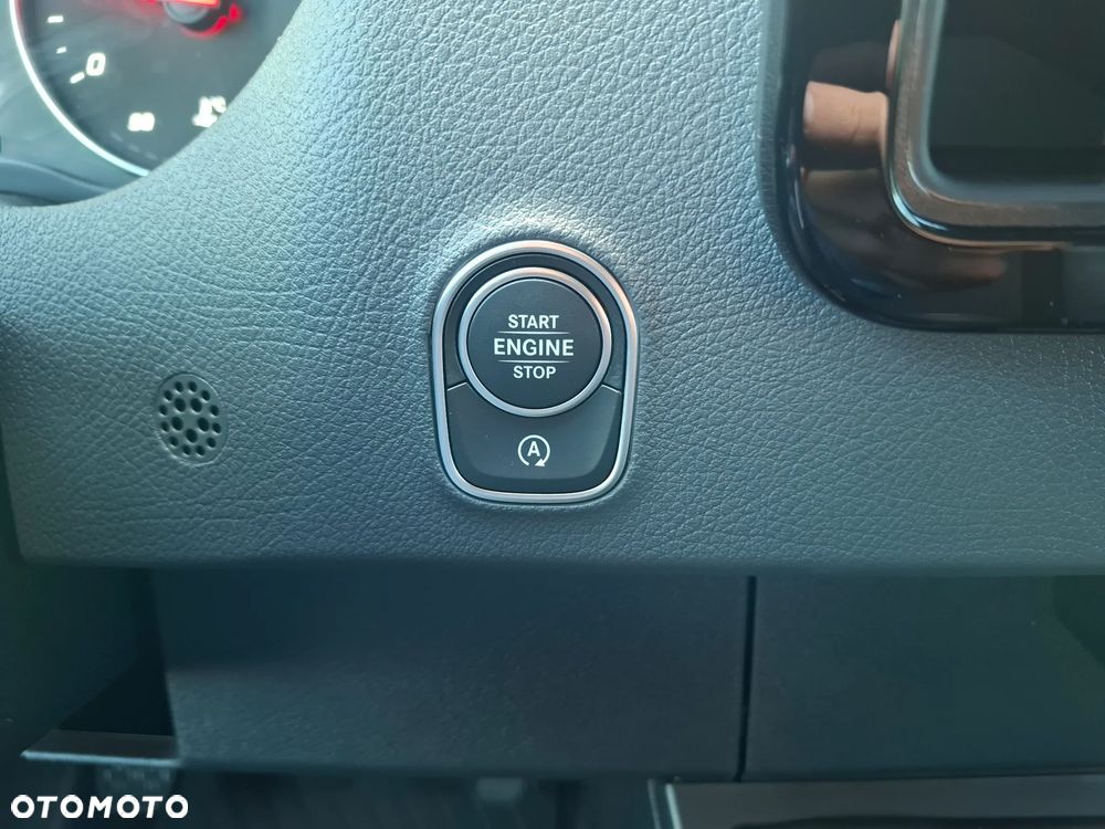Mercedes-Benz Sprinter 315 CDI Furgon PRO standard  3665 mm L2H2 - 37