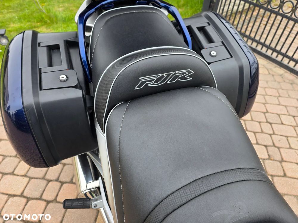 Yamaha FJR - 25