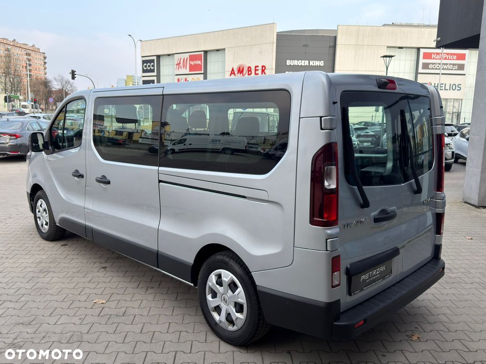 Renault Trafic - 10