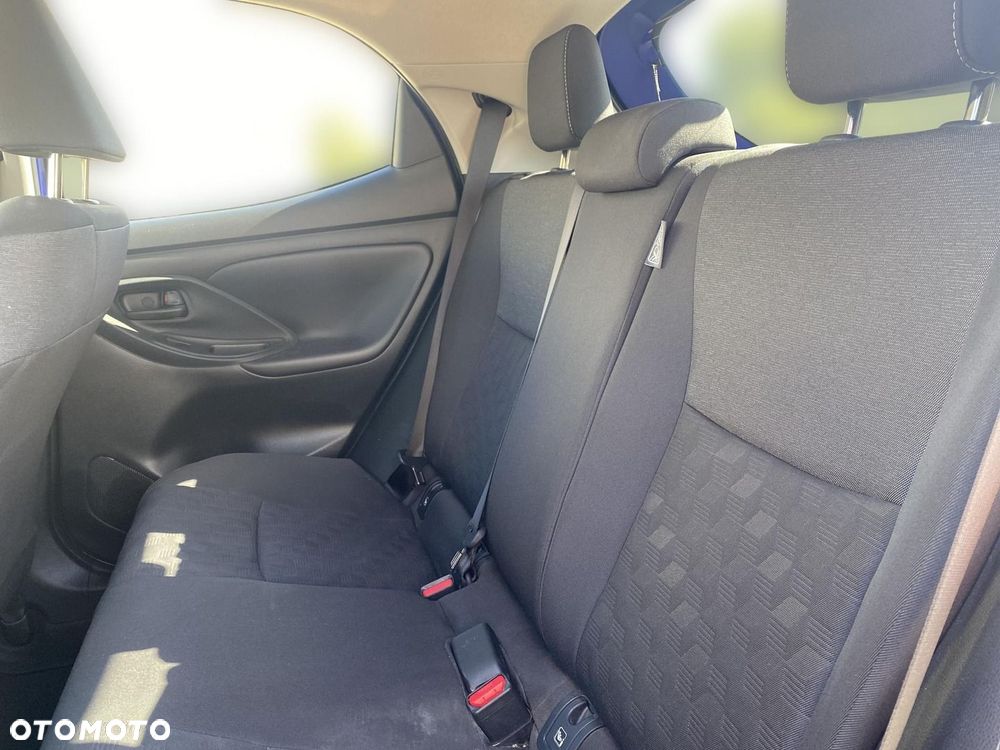 Toyota Yaris Hybrid 1.5 Style - 17