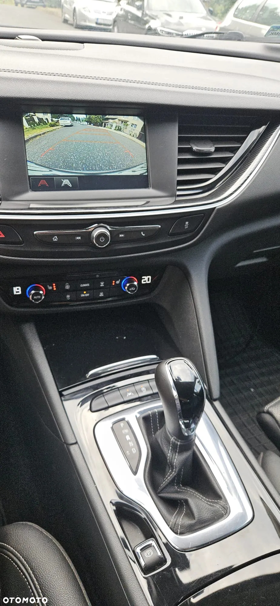 Opel Insignia - 11