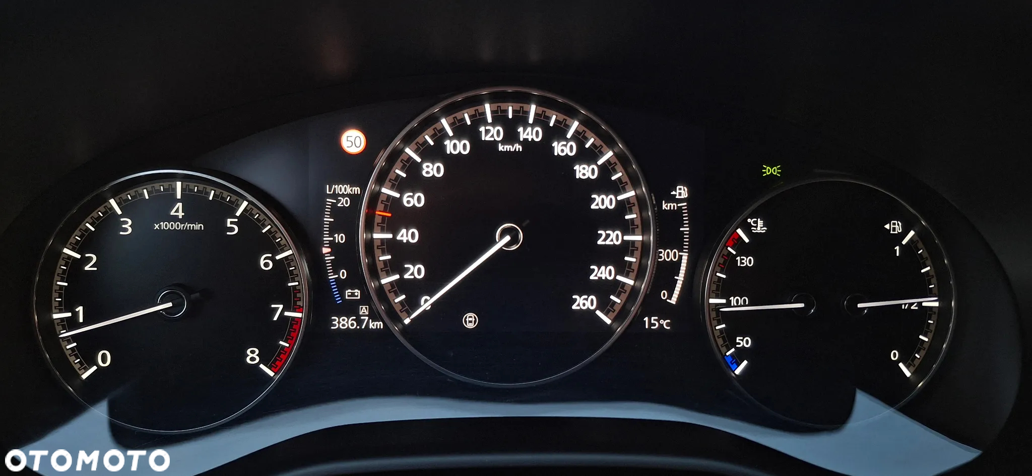 Mazda 3 SKYACTIV-X 2.0 M-Hybrid - 37