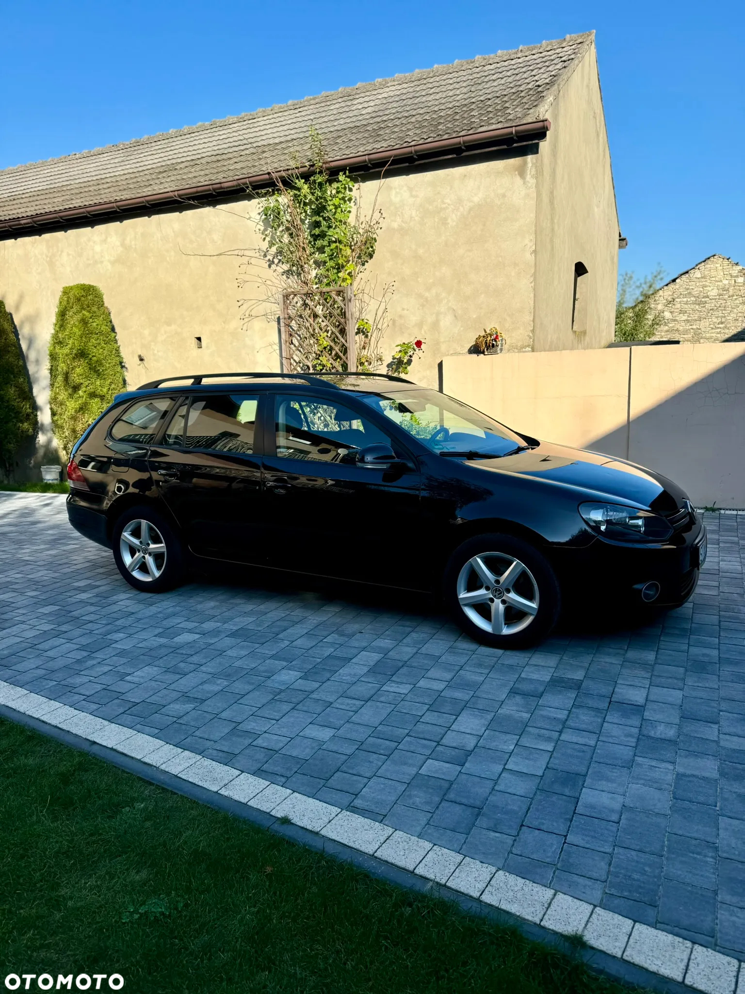 Volkswagen Golf - 2