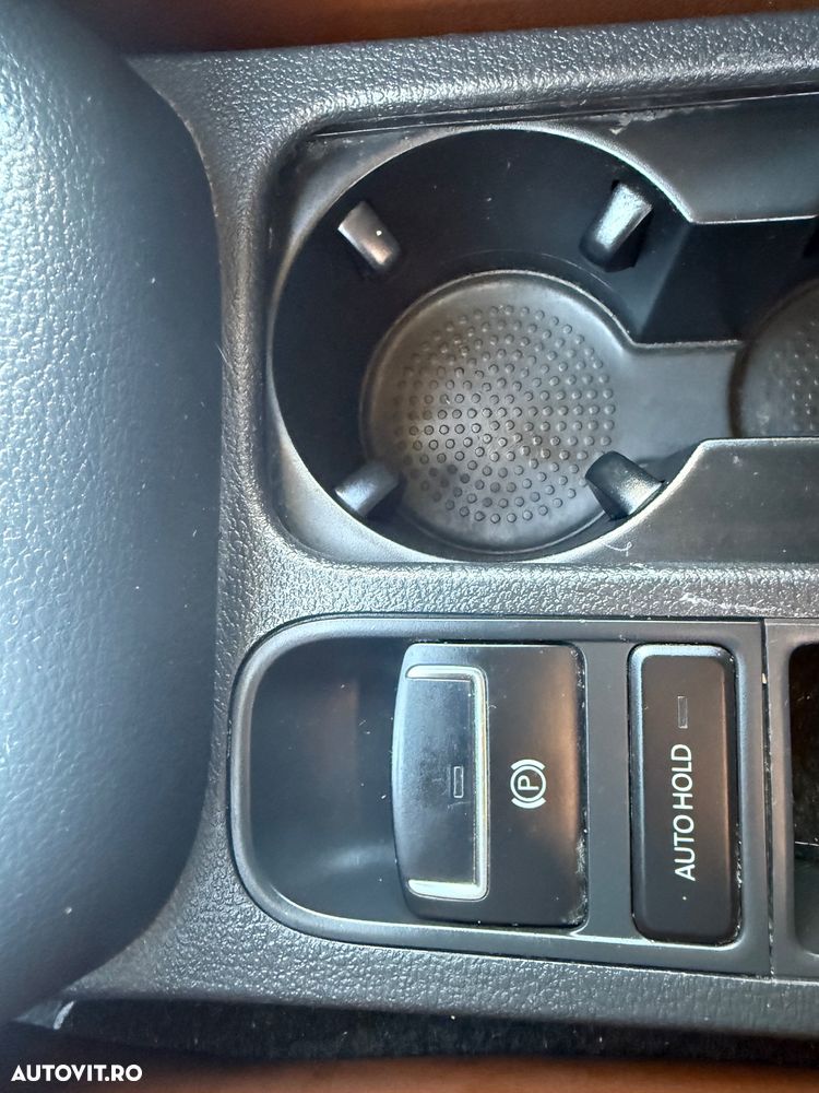 Volkswagen Tiguan - 9