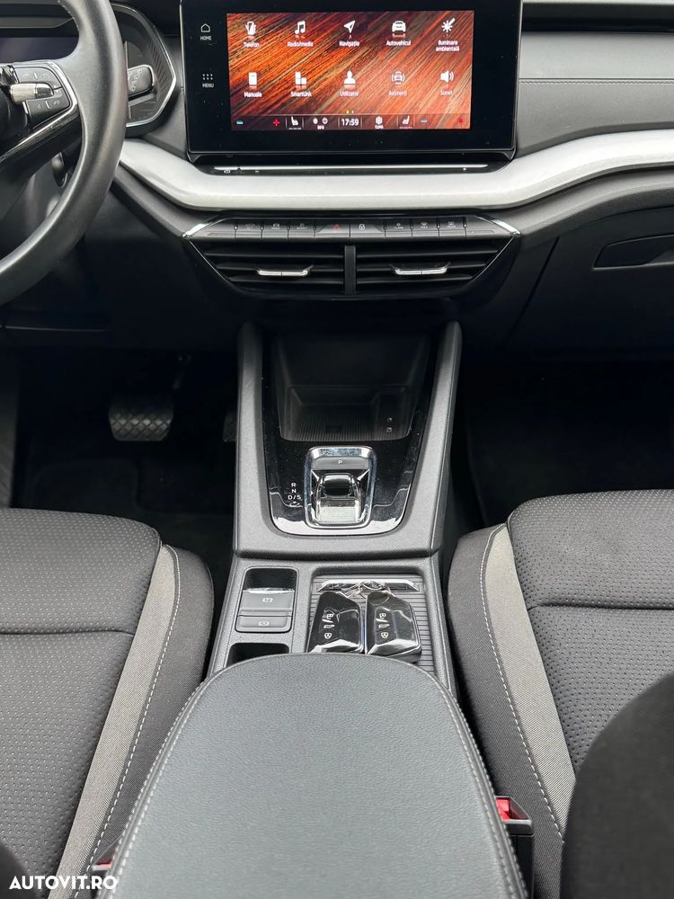 Skoda Octavia 2.0 TDI DSG Tour - 18