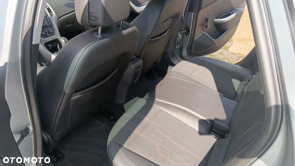 Opel Astra 1.4 Turbo - 8