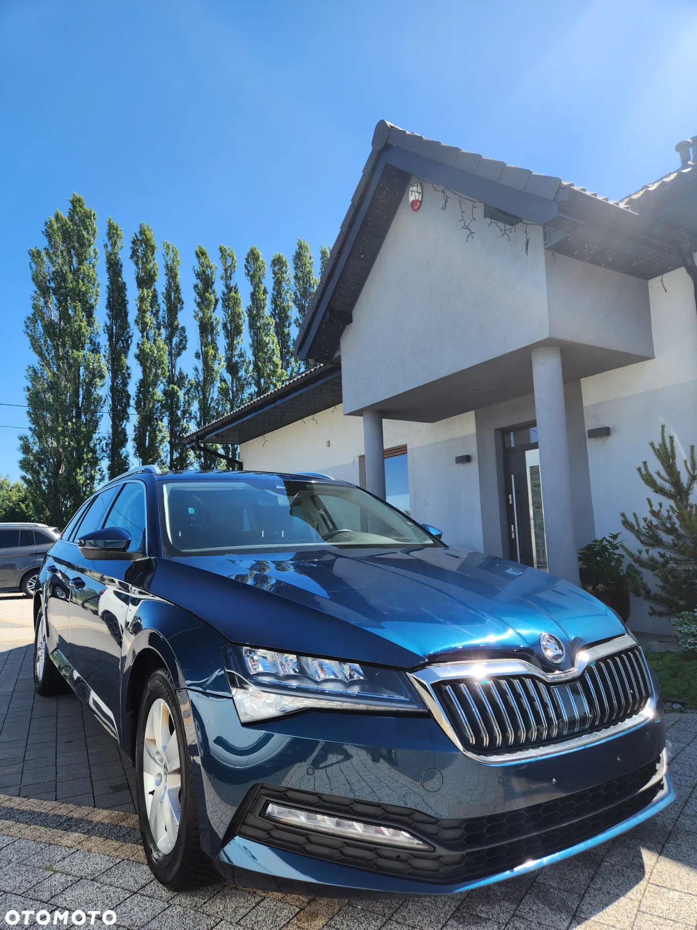 Skoda Superb 2.0 TDI DSG Premium Edition - 2