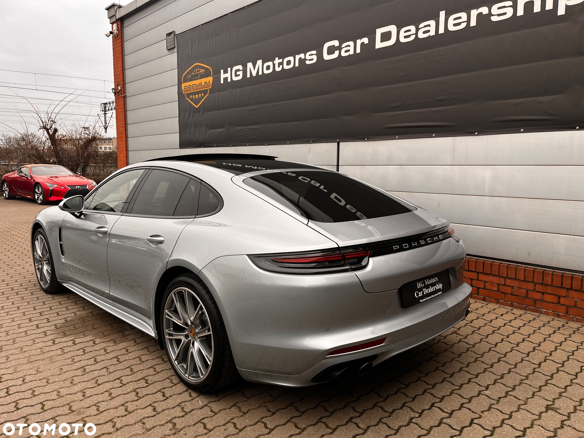 Porsche Panamera 4 - 8