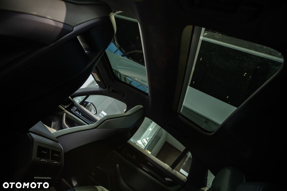 Porsche Panamera 4 - 27