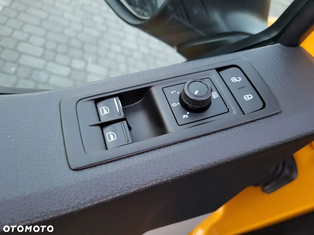 Volkswagen T6-2.0 TDI-4 MOTION-DŁUGI-SERWIS MOBILNY-KLIMA - 16