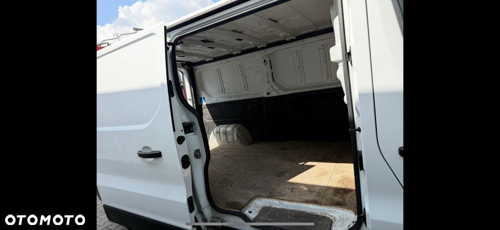 Renault TRAFIC - 19