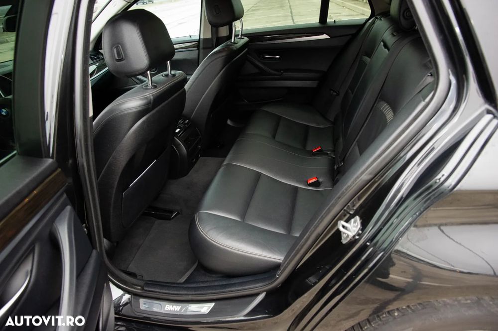 BMW Seria 5 520d xDrive Aut. Luxury Line - 8