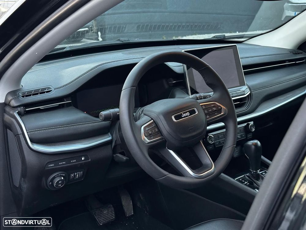 Jeep Compass 1.3 TG Atitude - 8