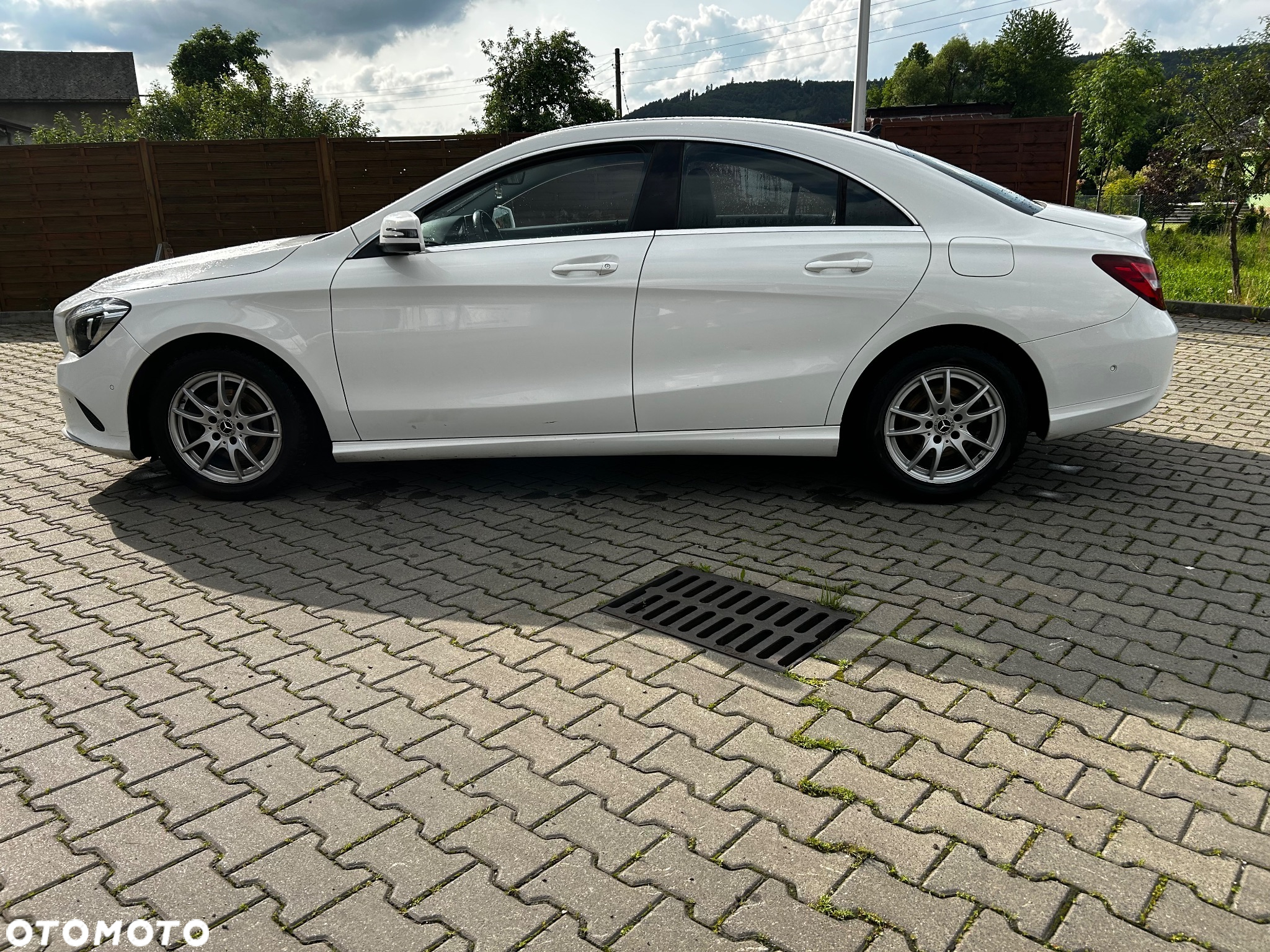 Mercedes-Benz CLA 180 7G-DCT - 6