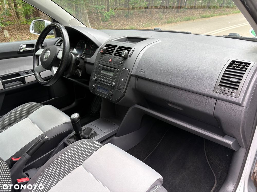Volkswagen Polo Cross - 14
