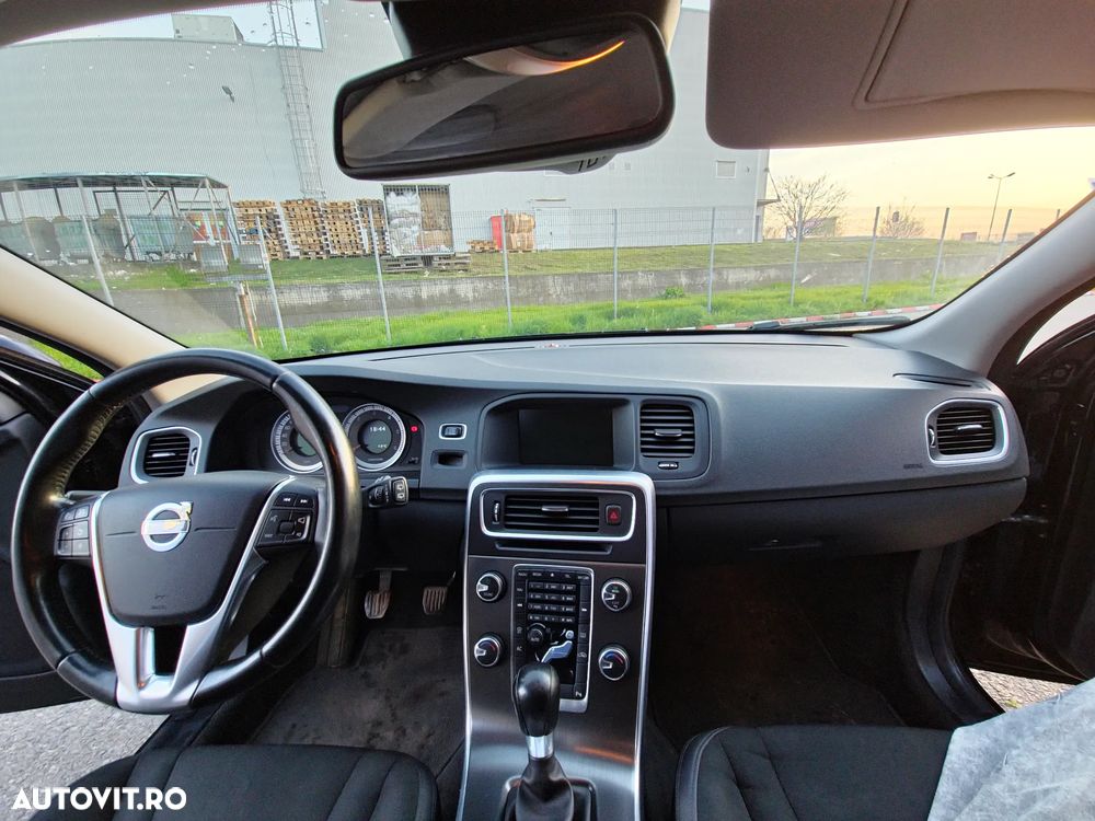 Volvo V60 DRIVe Start-Stop Momentum - 8