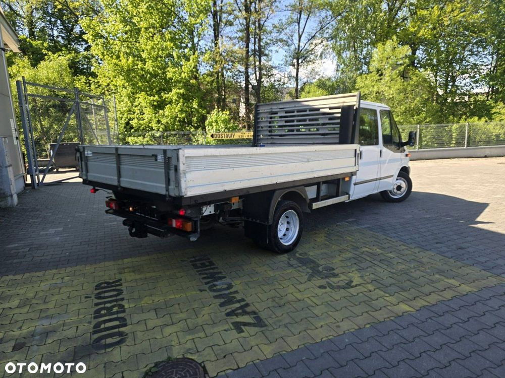 Ford Transit - 11
