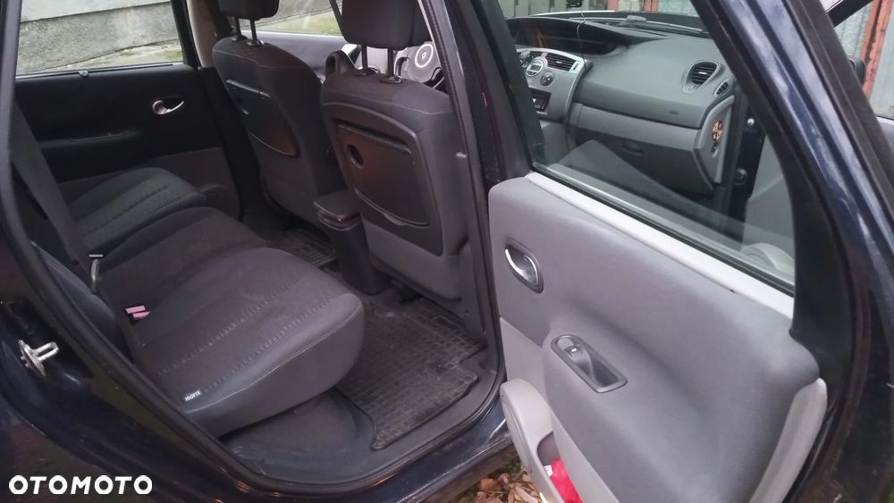 Renault Scenic 1.9 dCi FAP Privilege - 6