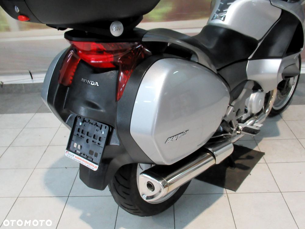 Honda Deauville - 27