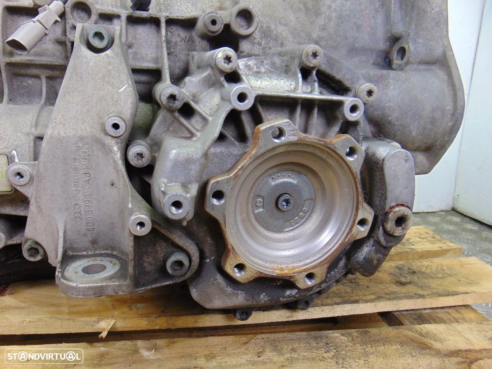 CAIXA VELOCIDADES AUDI A4 2000 - 4