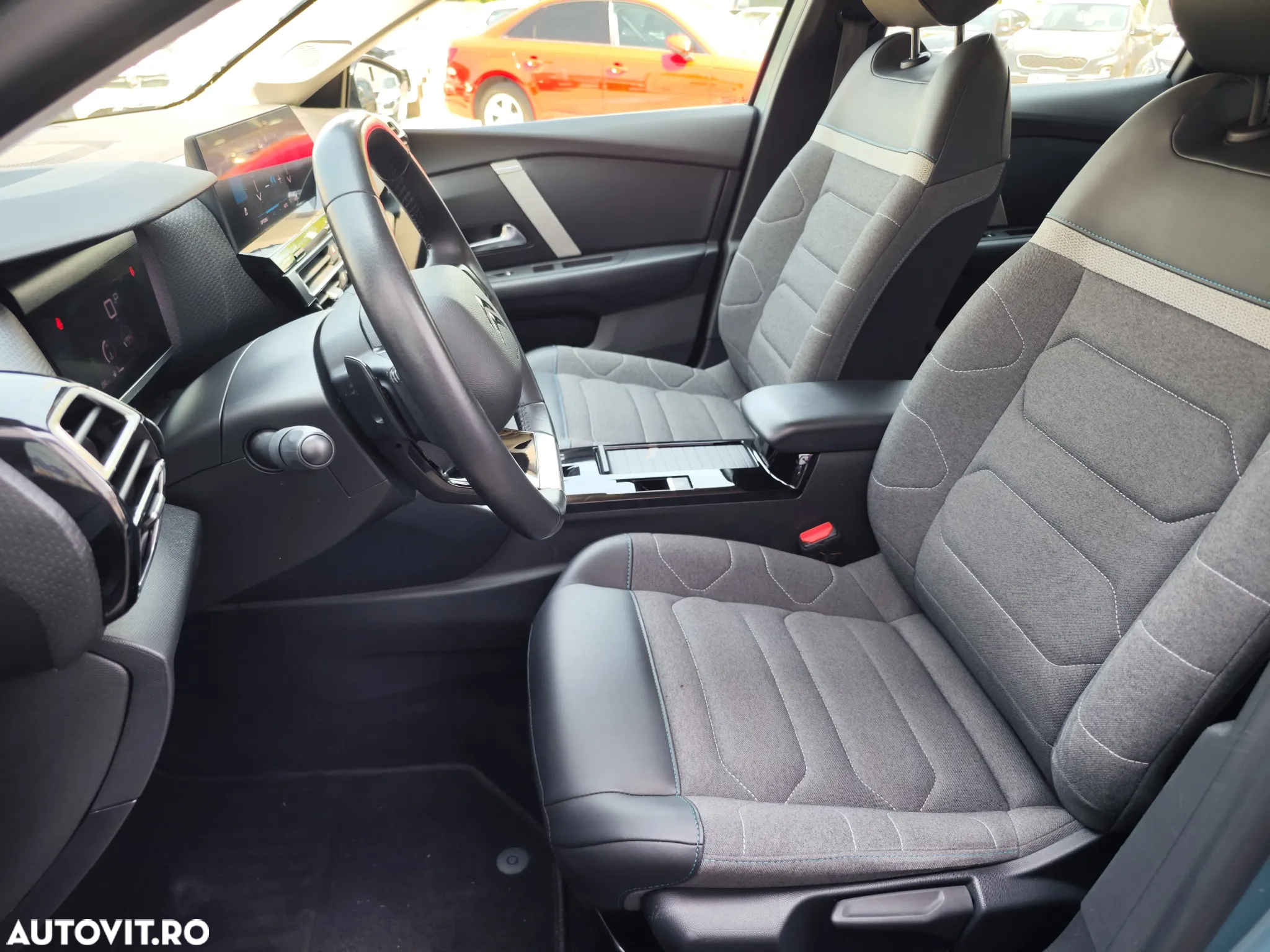 Citroën C4 BlueHDi 130 Stop&Start EAT8 FEEL PACK - 11
