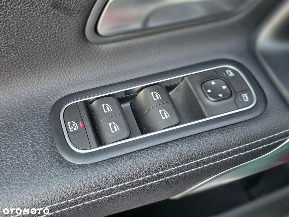 Mercedes-Benz Klasa A 180 7G-DCT - 12