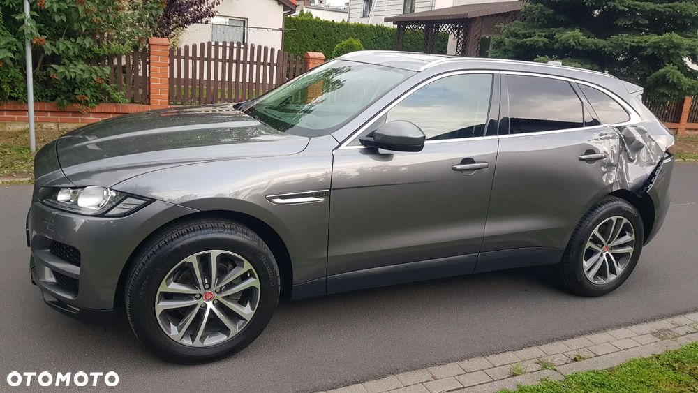 Jaguar F-Pace 20d AWD Prestige - 9