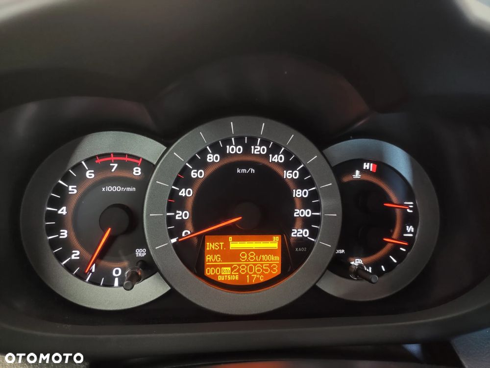 Toyota RAV4 2.0 4x4 Sol - 34