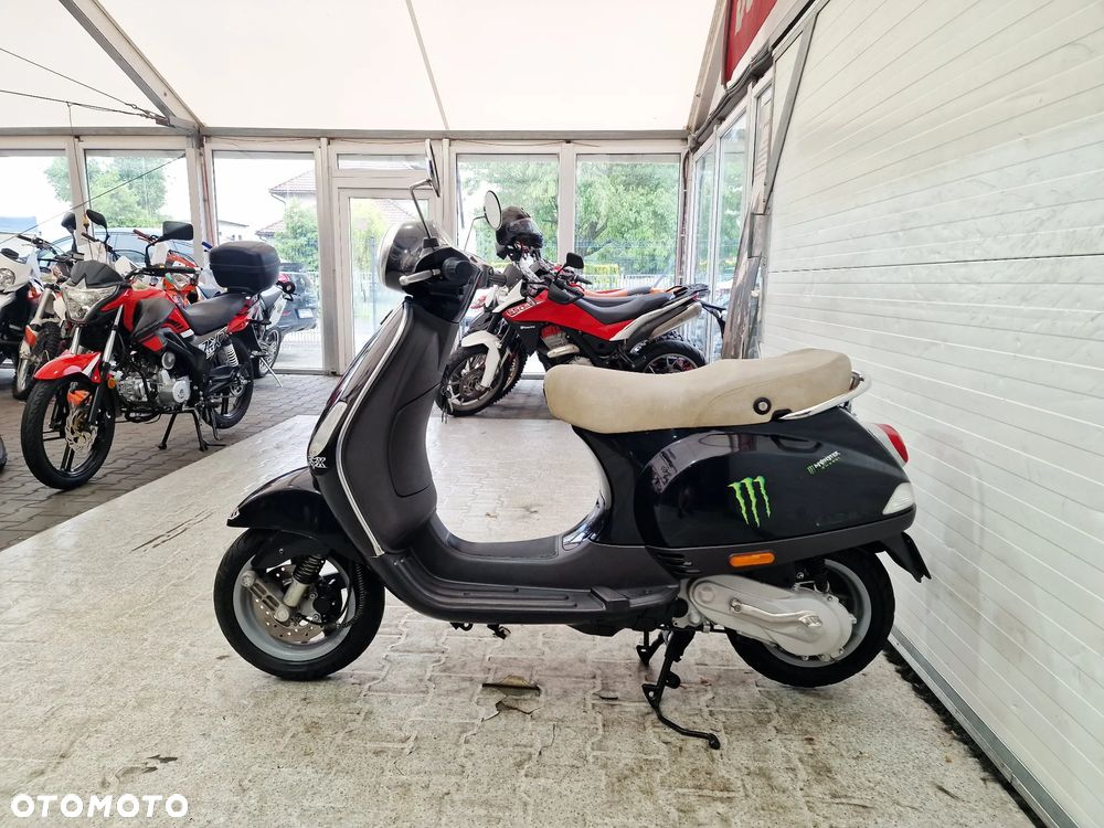 Piaggio Vespa - 19