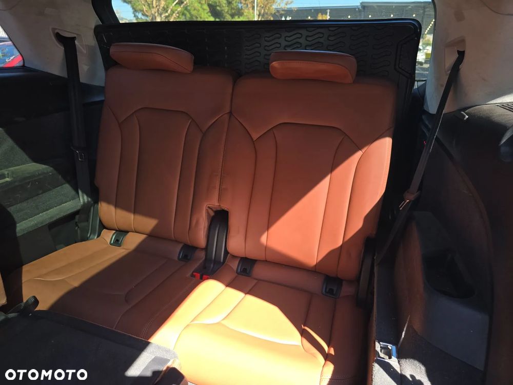 Audi Q7 3.0 TFSI Quattro Tiptronic - 12