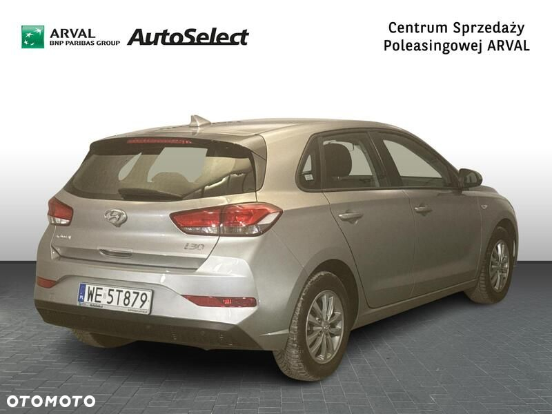 Hyundai i30 1.5 DPI Modern - 6