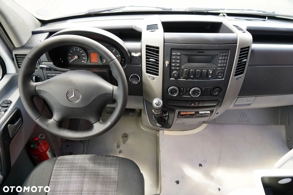 Mercedes-Benz SPRINTER 516 BLUETEC / KLIMATYZACJA / SPROWADZONY - 22