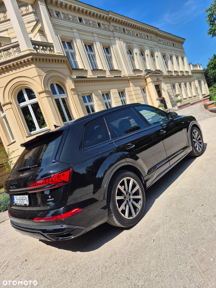 Audi Q7 - 10