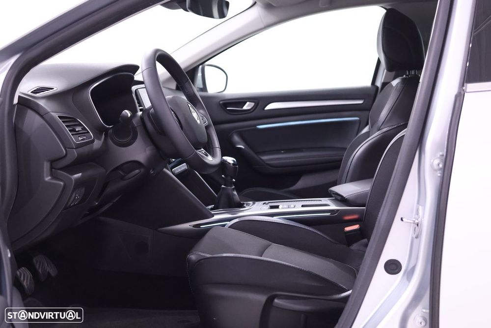 Renault Mégane Sport Tourer - 14