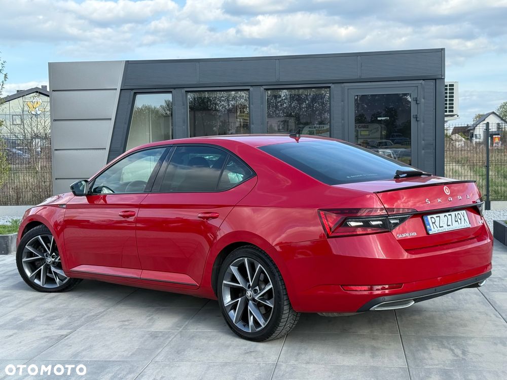 Skoda Superb 2.0 TDI 4x4 DSG Sportline - 17