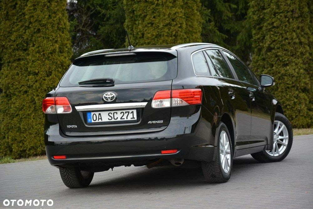 Toyota Avensis 2.0 D-4D Comfort - 7